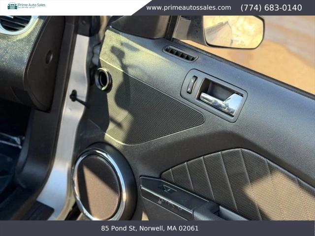 2010 Ford Mustang V6 Premium
