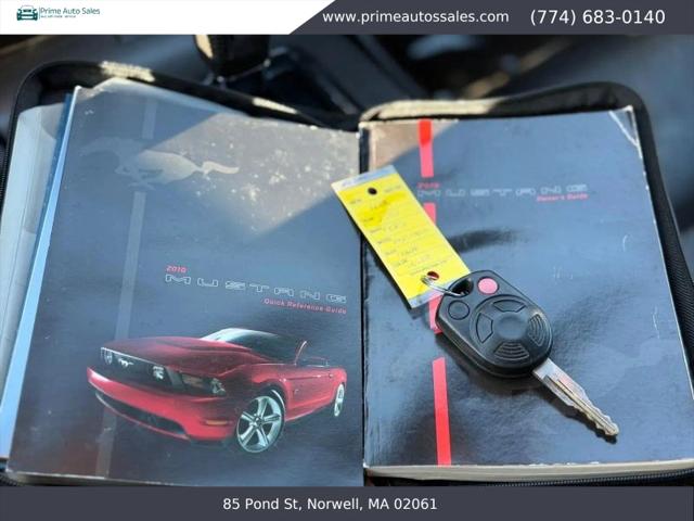 2010 Ford Mustang V6 Premium