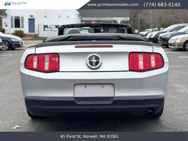 2010 Ford Mustang V6 Premium