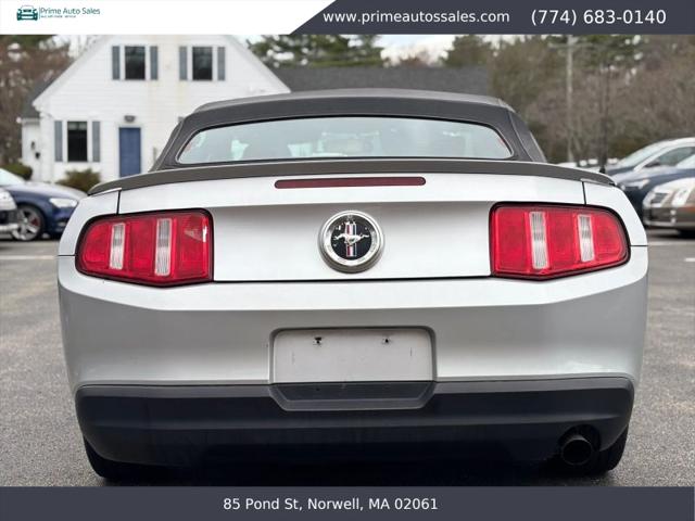 2010 Ford Mustang V6 Premium