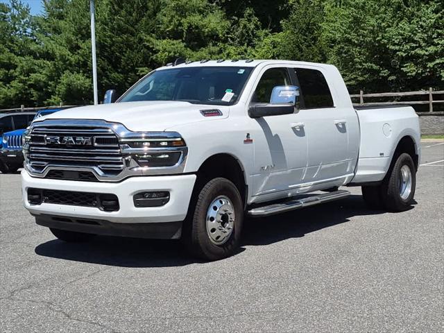 2026 RAM Ram 3500 RAM 3500 LARAMIE MEGA CAB 4X4 64 BOX 2026 RAM Ram 3500 RAM 3500 LARAMIE MEGA CAB 4X4 64 BOX