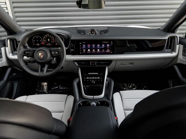 2026 Porsche Cayenne Unknown