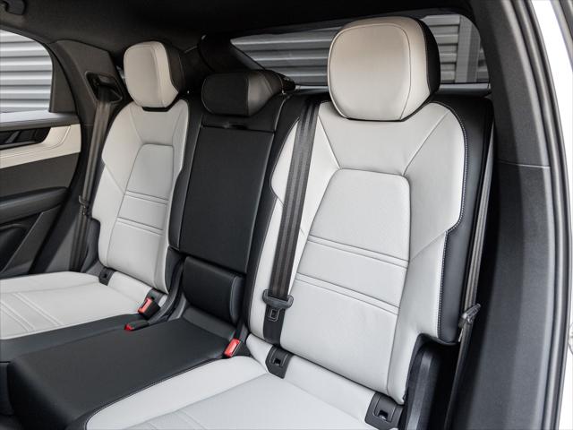 2026 Porsche Cayenne Unknown