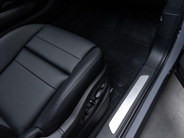 2026 Porsche Cayenne Unknown