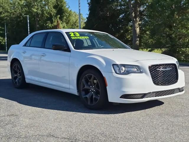 2023 Chrysler 300 Touring