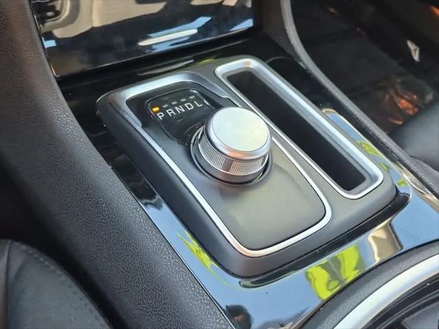 2023 Chrysler 300 Touring