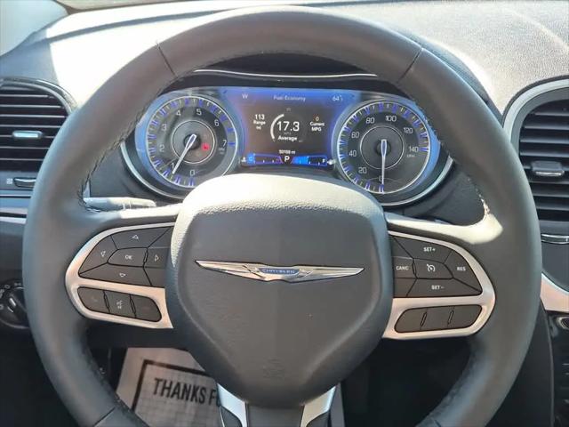 2023 Chrysler 300 Touring