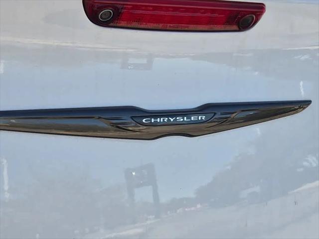 2023 Chrysler 300 Touring
