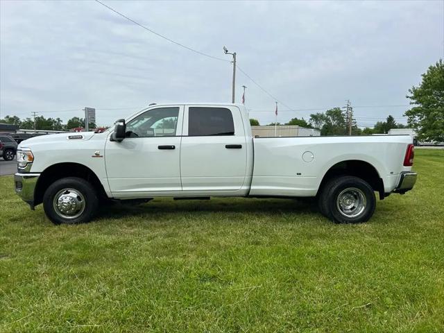 2024 Ram 3500 Tradesman Crew Cab 4x4 8' Box