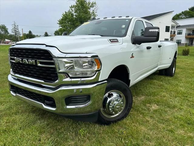 2024 Ram 3500 Tradesman Crew Cab 4x4 8' Box