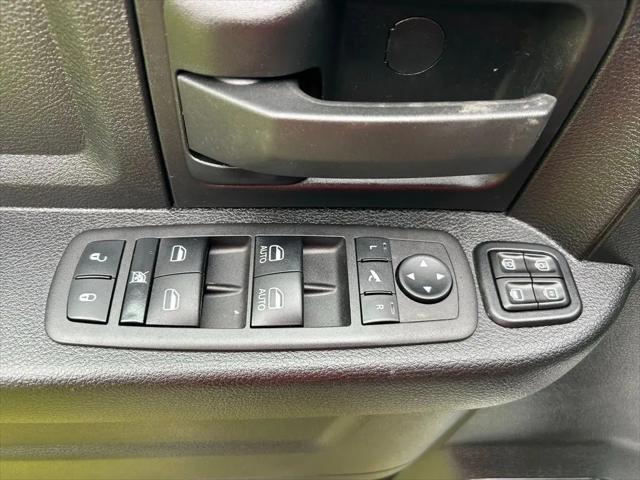 2024 Ram 3500 Tradesman Crew Cab 4x4 8' Box