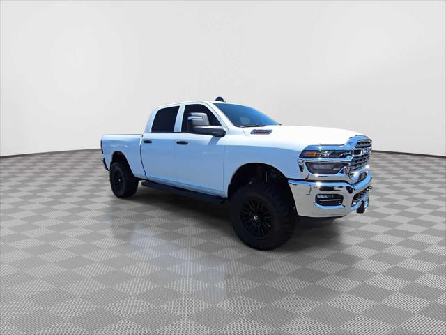 2026 RAM 2500 RAM 2500 TRADESMAN CREW CAB 4X4 64 BOX