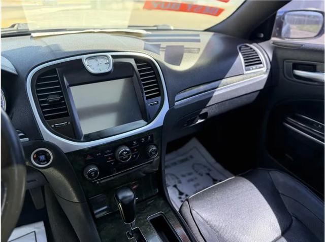 2011 Chrysler 300 300C