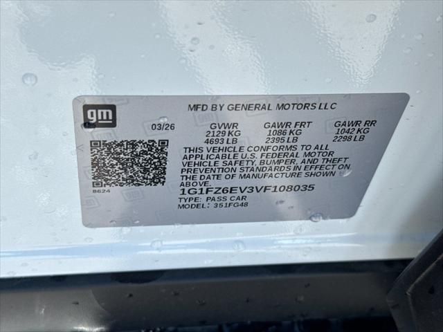 2027 Chevrolet Bolt RS FWD
