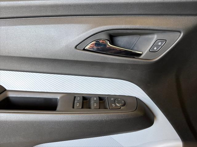 2027 Chevrolet Bolt LT FWD