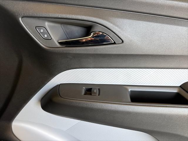 2027 Chevrolet Bolt LT FWD