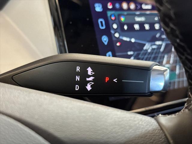 2027 Chevrolet Bolt LT FWD