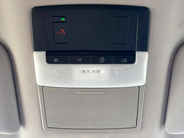 2025 Nissan Pathfinder SL FWD