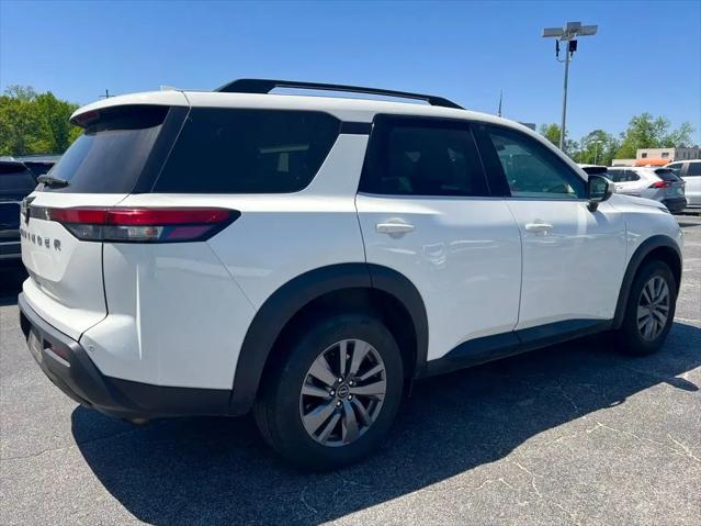 2025 Nissan Pathfinder SV FWD
