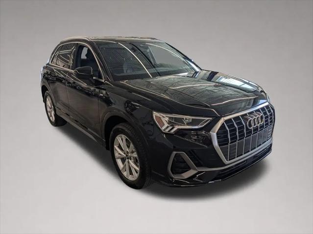 2025 Audi Q3 Premium 45 TFSI S line quattro Tiptronic for sale in Lenox, MA