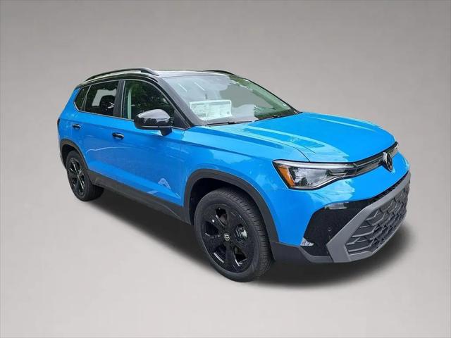 2026 Volkswagen Taos SE Black for sale in Lenox, MA