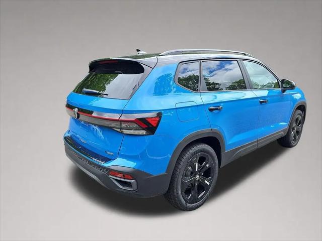 2026 Volkswagen Taos SE Black
