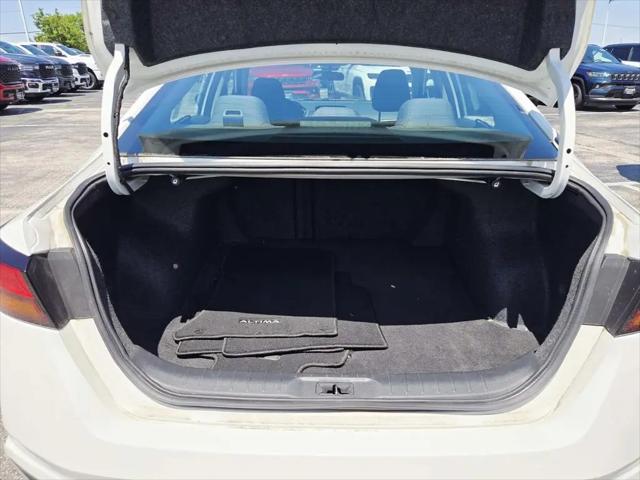 2022 Nissan Altima S FWD