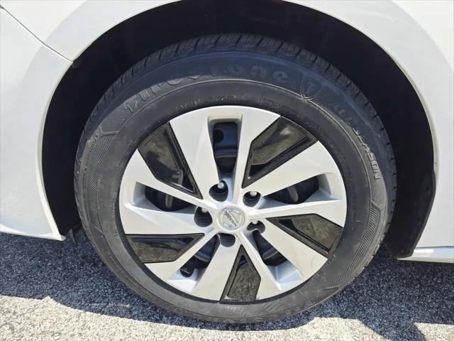 2022 Nissan Altima S FWD