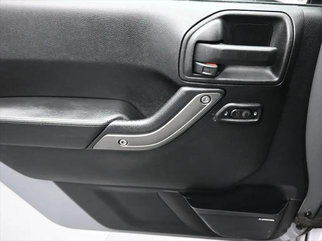 2016 Jeep Wrangler Unlimited Black Bear
