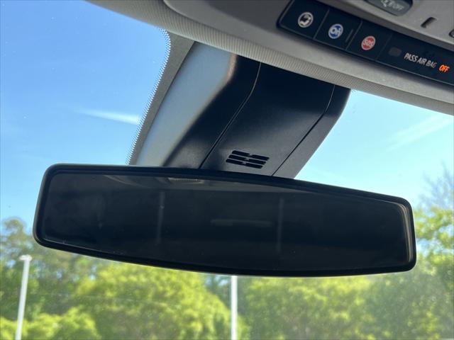 2022 Chevrolet Silverado 1500 4WD Crew Cab Short Bed Custom Trail Boss