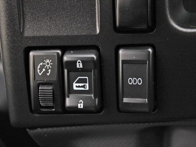 2023 Isuzu FTR Unknown