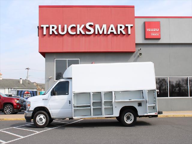 2024 Ford E-450 Cutaway Unknown