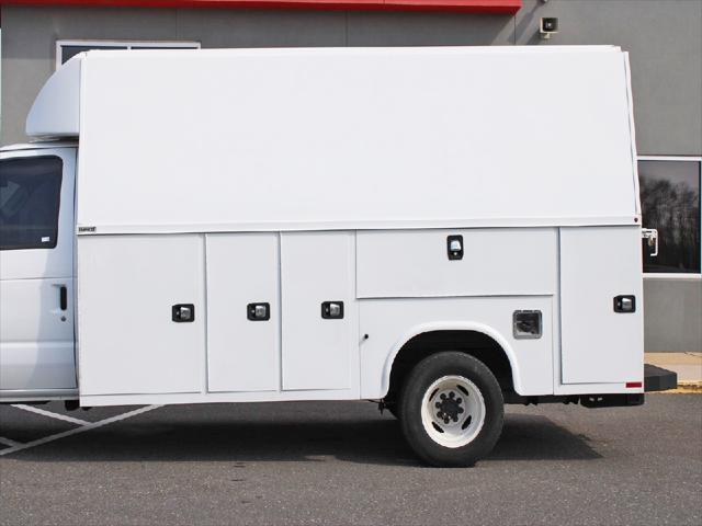2024 Ford E-450 Cutaway Unknown
