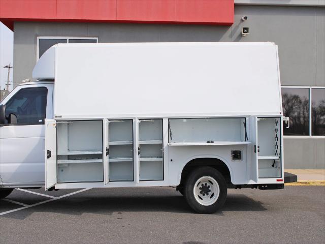 2024 Ford E-450 Cutaway Unknown