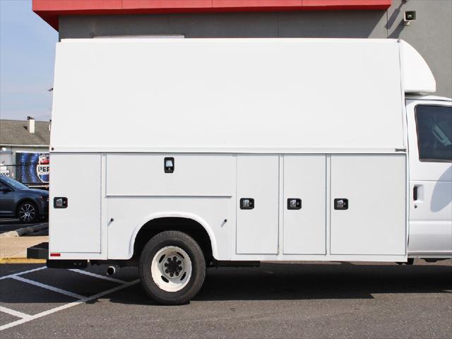 2024 Ford E-450 Cutaway Unknown