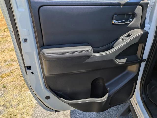 2022 Nissan Frontier Crew Cab PRO-4X 4x4