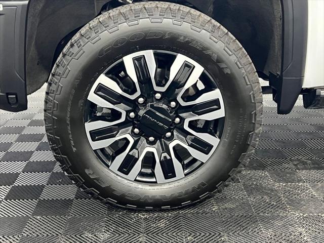 2024 GMC Sierra 3500HD 4WD Crew Cab Standard Bed Denali Ultimate