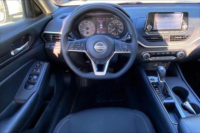 2022 Nissan Altima S FWD