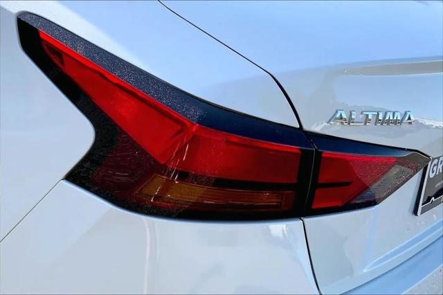 2022 Nissan Altima S FWD