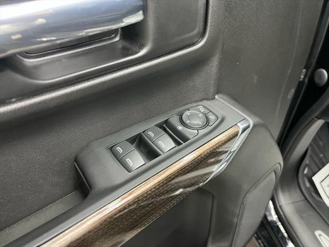 2021 Chevrolet Silverado 1500 4WD Crew Cab Short Bed RST