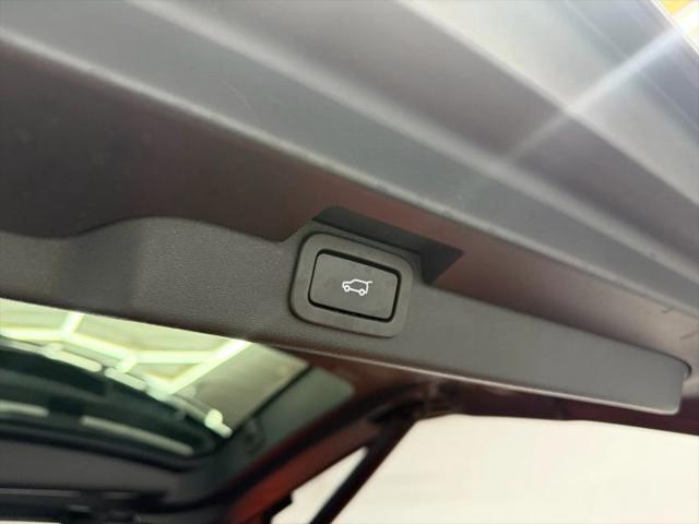 2020 Land Rover Discovery Landmark Edition