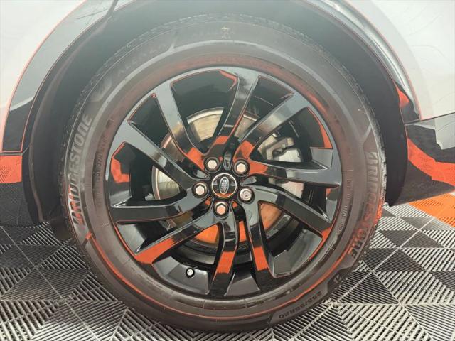 2020 Land Rover Discovery Landmark Edition