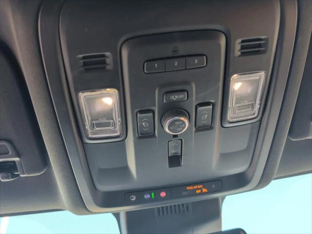 2024 GMC Yukon 4WD AT4