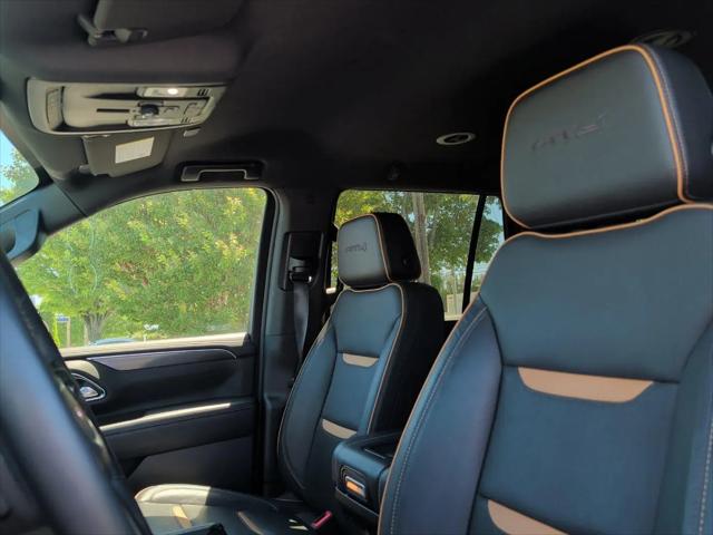 2024 GMC Yukon 4WD AT4