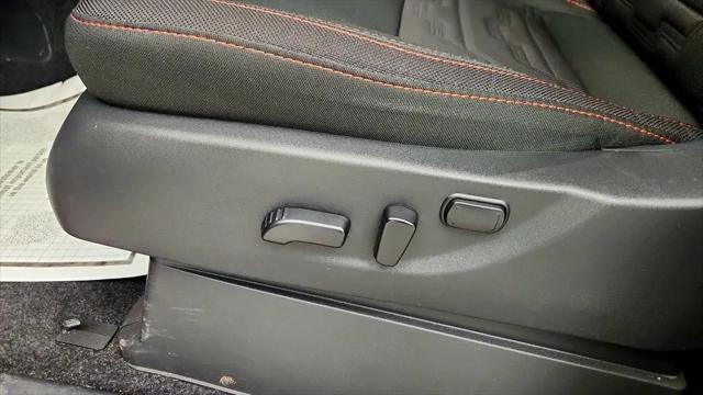 2025 Nissan Frontier Crew Cab PRO-4X 4x4