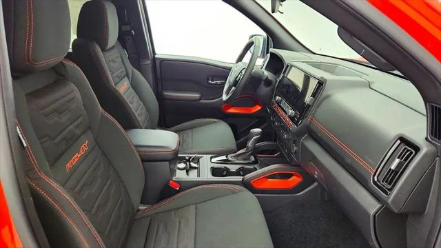 2025 Nissan Frontier Crew Cab PRO-4X 4x4