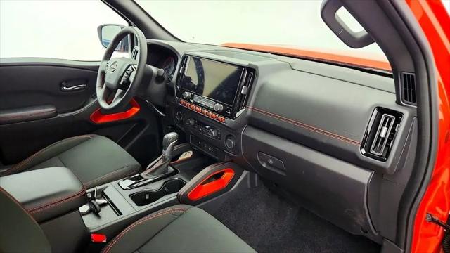 2025 Nissan Frontier Crew Cab PRO-4X 4x4