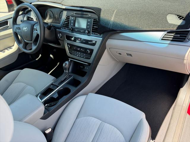 2016 Hyundai Sonata Hybrid SE