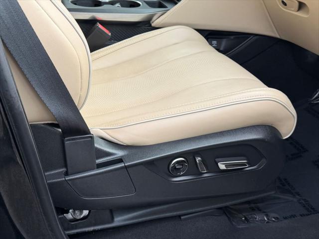 2023 Acura MDX Advance Package
