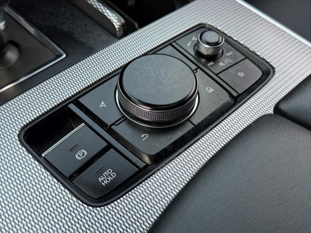 2024 Mazda X-90 3.3 Turbo Preferred Plus